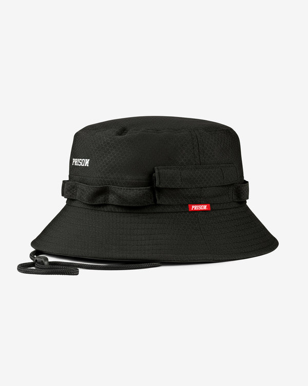 Bucket hat over new preto