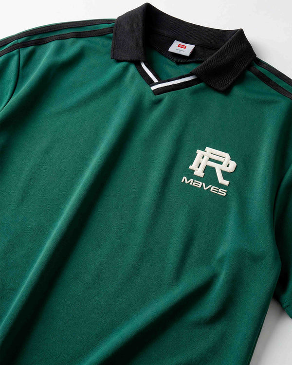 Camisa polo oversized college prison x mavericks