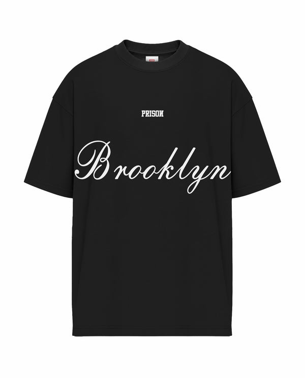 Camiseta oversized preta masculina Brooklyn Lettermark Prison de frente