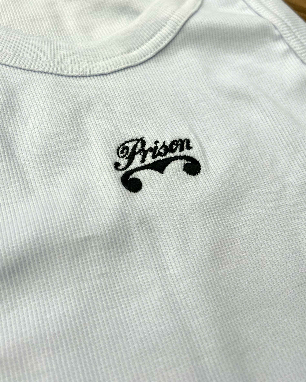 Regata canelada branca prison x mavericks