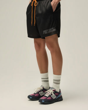 Short masculino minimalista preto