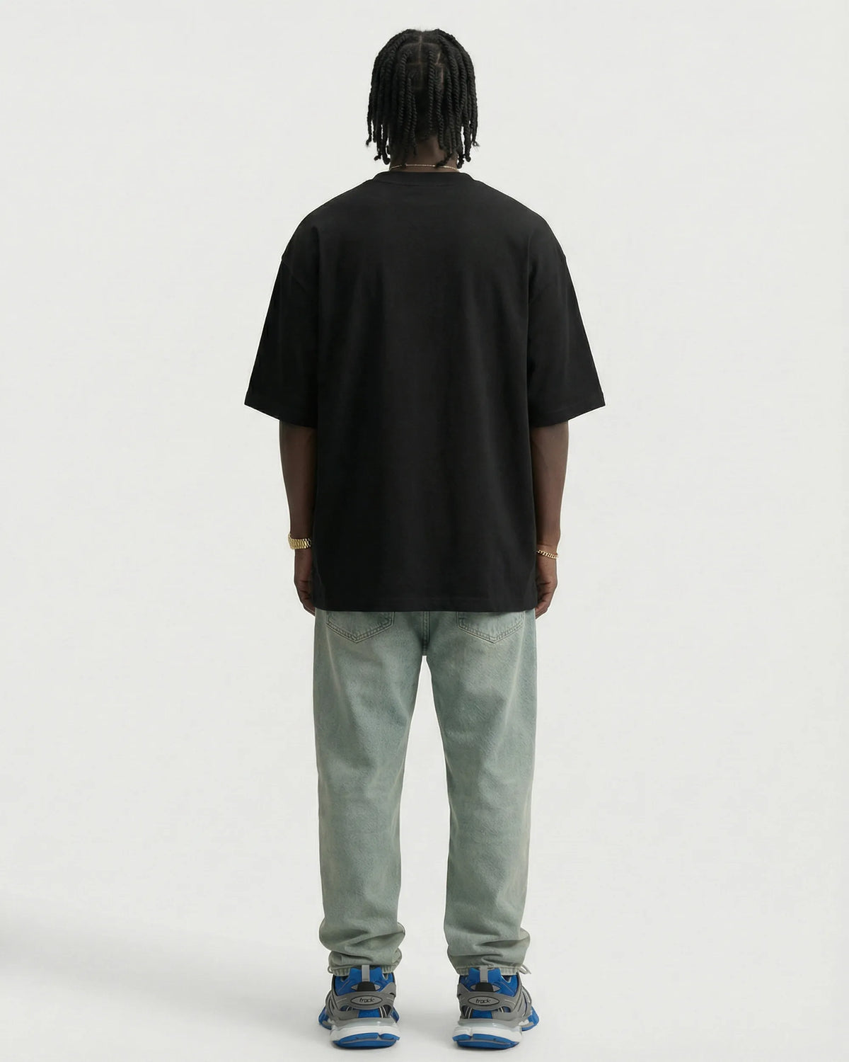 Camiseta oversized New York Script preta PRISON® vista das costas