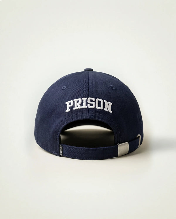 Boné aba curva azul marinho PRISON vista traseira
