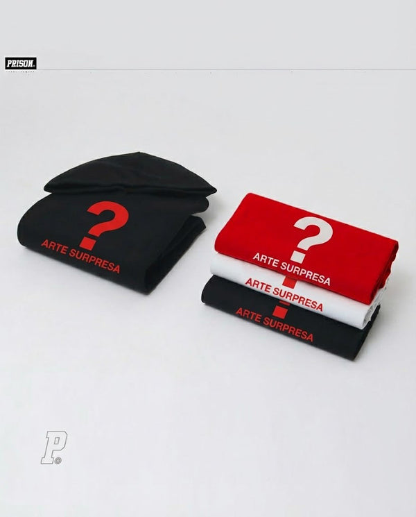 Mystery Box : 2 Camisetas Customizáveis + Chaveiro Exclusivo