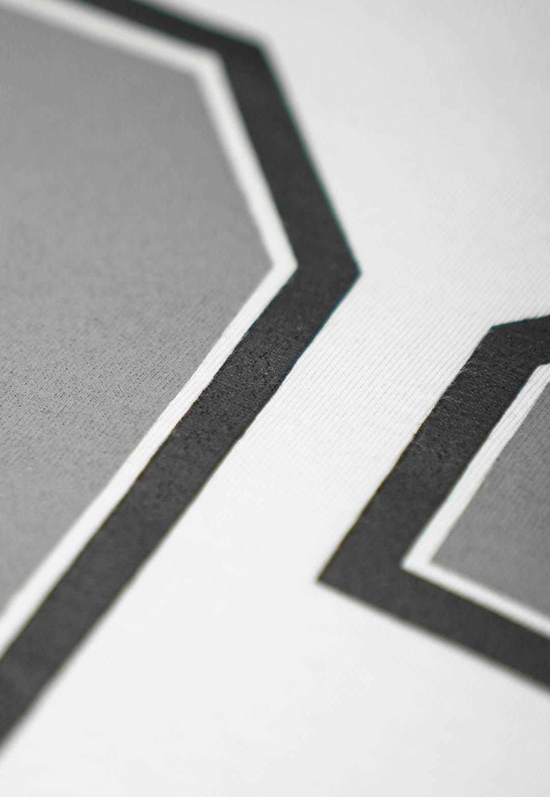 Camiseta basquete College 22 Branca - Prison®Camiseta