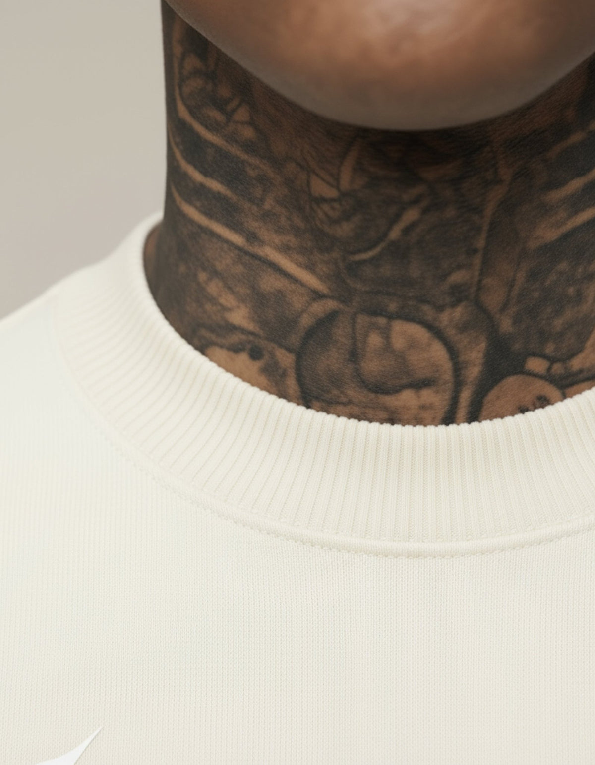 Camiseta oversized box essentials - Prison®Camiseta