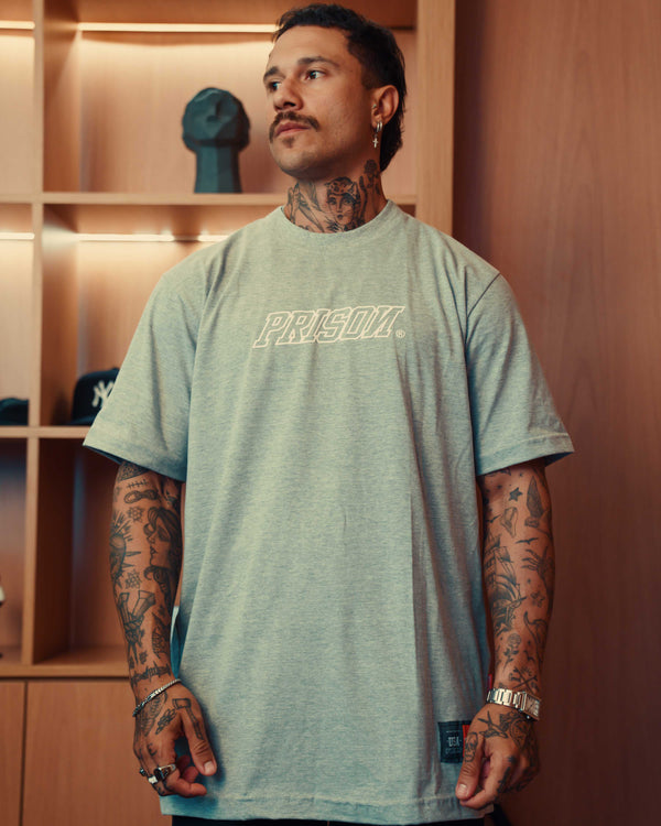 Camiseta streetwear logo box