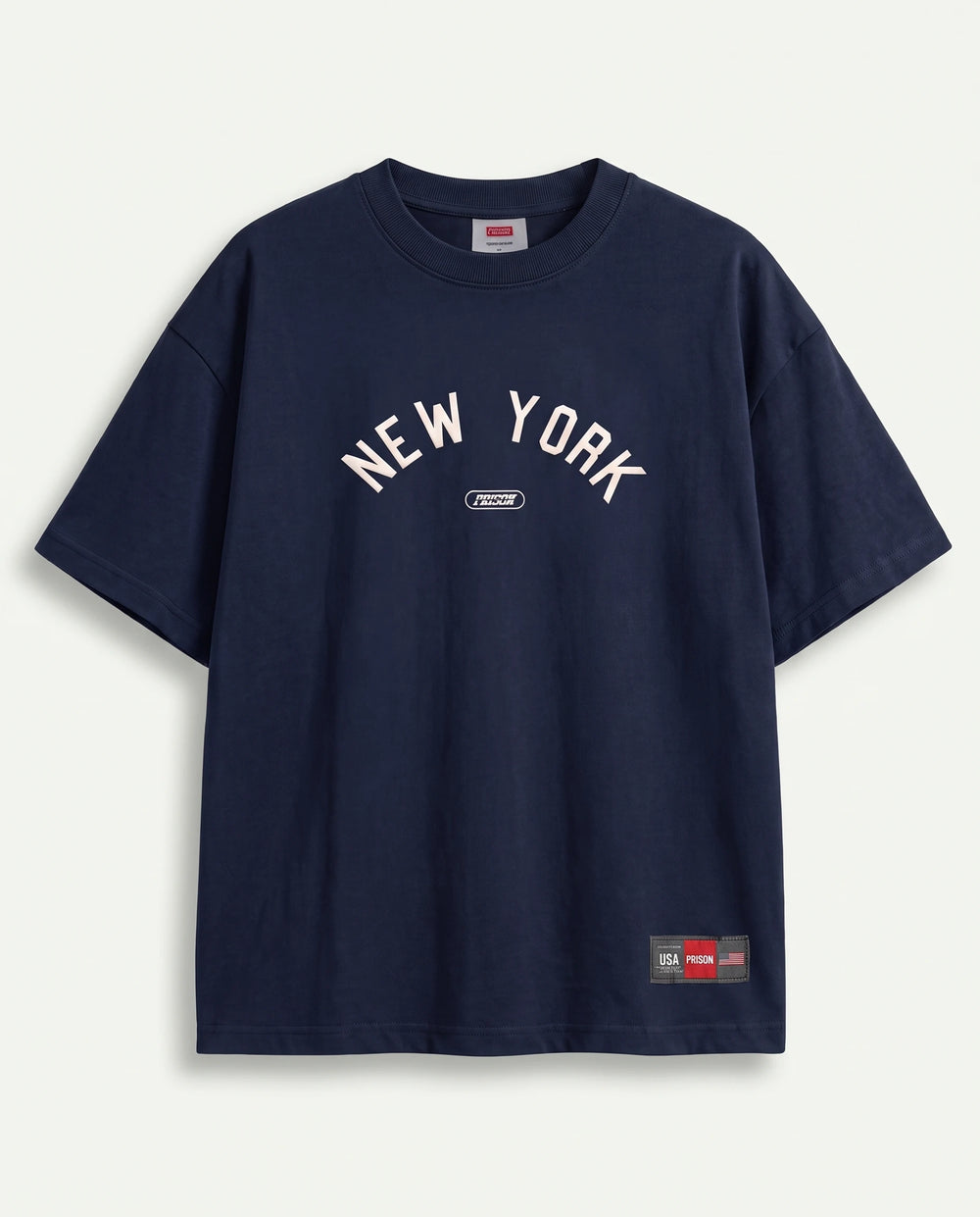 Camiseta oversized masculina azul marinho New York Prison vista de frente