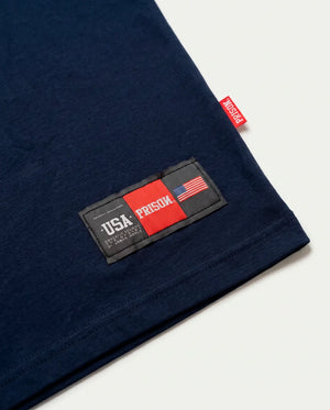 Etiqueta oficial PRISON na camiseta oversized azul marinho