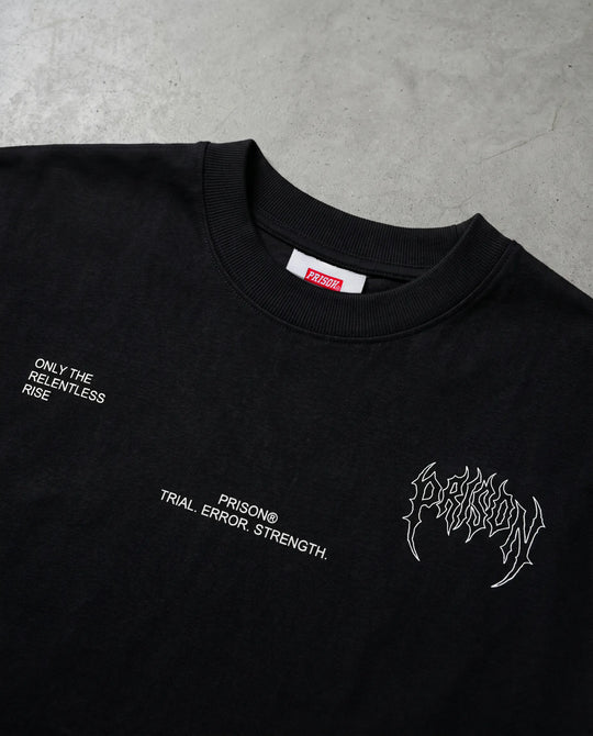 Camiseta Oversized Gothic Ascension Preta