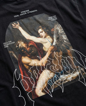 Camiseta Oversized Gothic Ascension Preta