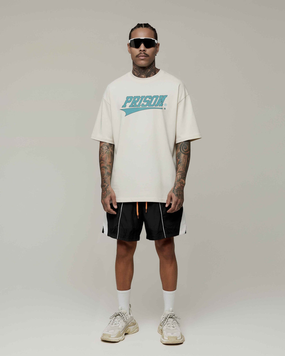 Off-white streetwear t-shirt with box logo.