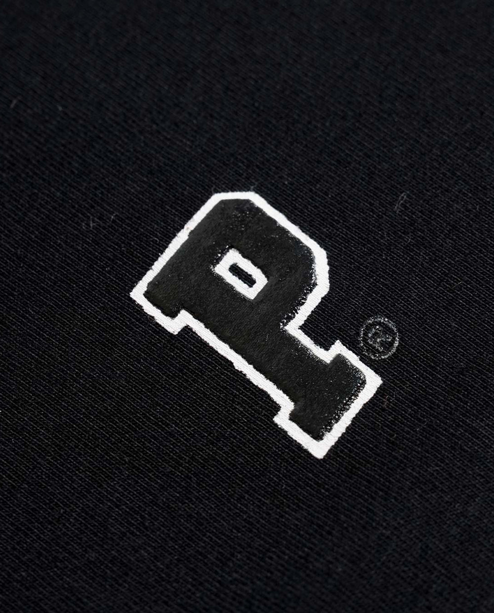 Camiseta Streetwear Logo Minimalist Preta