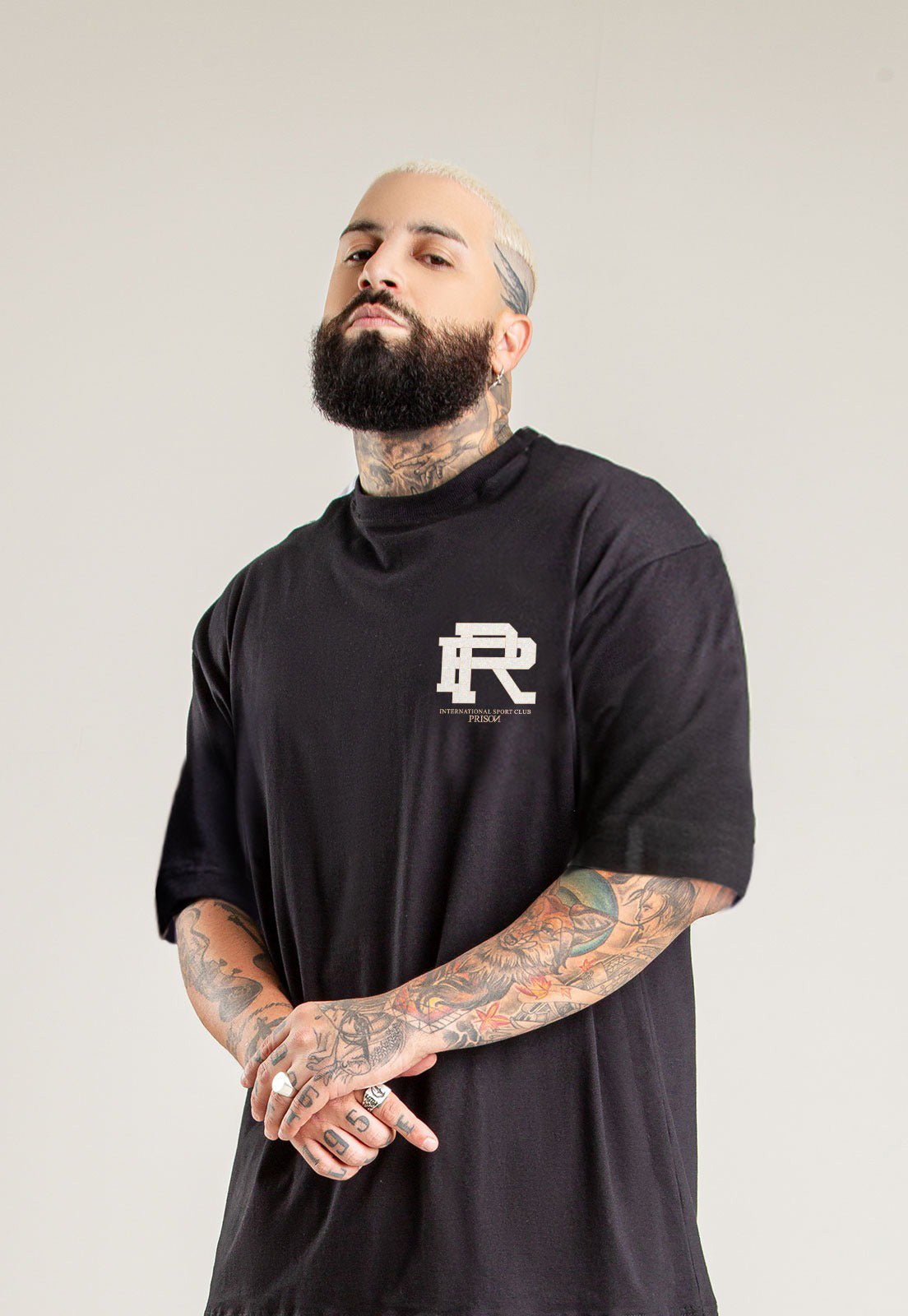 Camiseta Streetwear Sport Club Preta - Prison®Camiseta