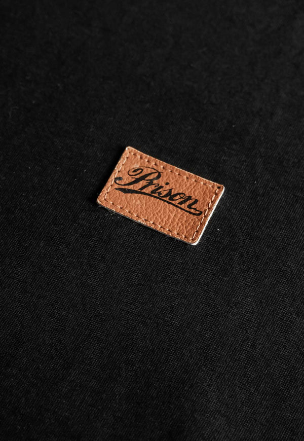 Camiseta Streetwear Logo Leather Preta