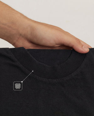 Camiseta oversized Football 00 preta PRISON® foto conceito