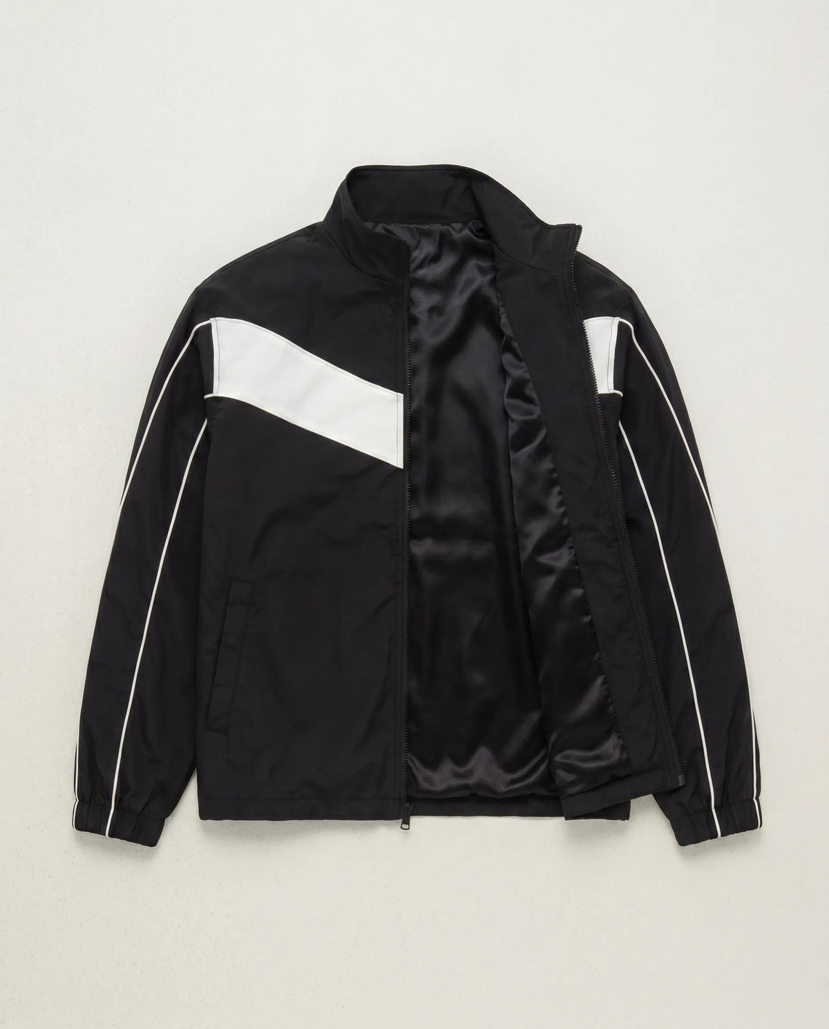 Corta Vento Prison Track Vector | Black Edition