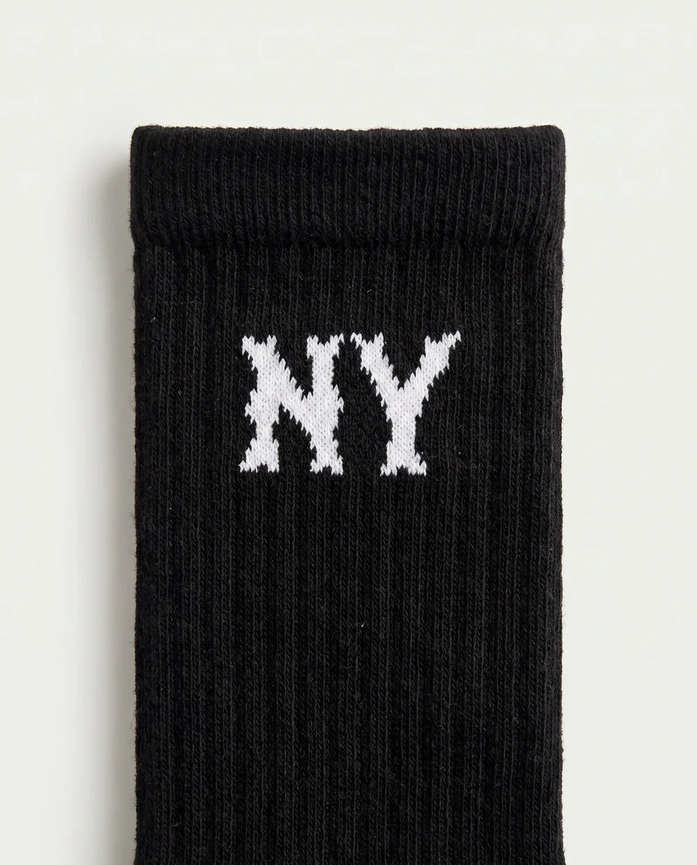 Par de meias cano alto masculinas pretas New York Prison