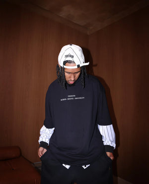 Camiseta Oversized Overlay Preta