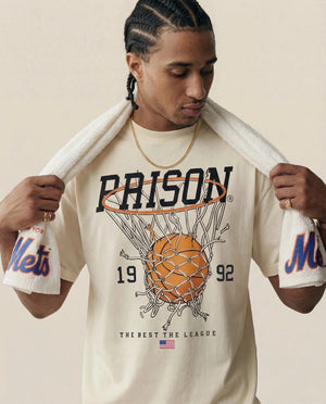 Camiseta oversized 1992 Basketball Net off-white PRISON® foto conceito