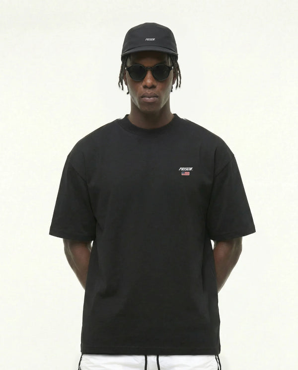 Camiseta oversized Flag Logo EUA preta PRISON® foto still frontal