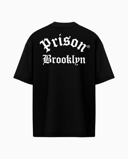 Camiseta oversized Brooklyn Back Print preta PRISON® estampa nas costas