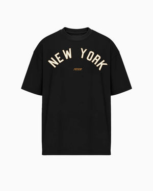 Camiseta oversized New York Varsity preta PRISON® vista frontal