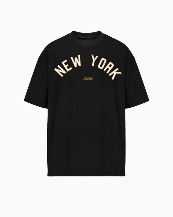 Camiseta oversized New York Varsity preta PRISON® vista frontal