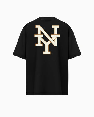 Camiseta oversized New York Varsity preta PRISON® estampa nas costas