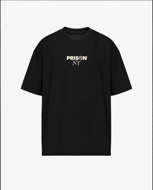 Camiseta oversized NY Minimal Logo preta PRISON® vista frontal