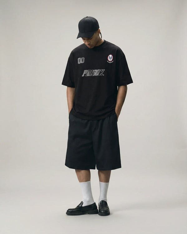 Camiseta oversized Football 00 preta PRISON® estampa nas costas