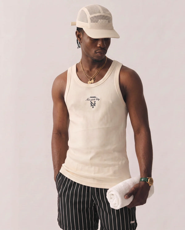 Look com a regata canelada masculina off white Prison