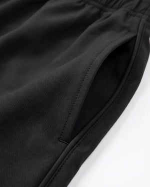 Detalhe do bolso do short esportivo masculino preto New York Prison